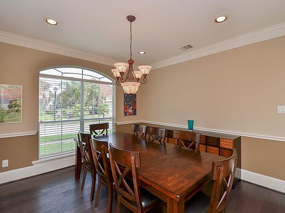 2nd image of 1111 Villa Bergamo Ct
