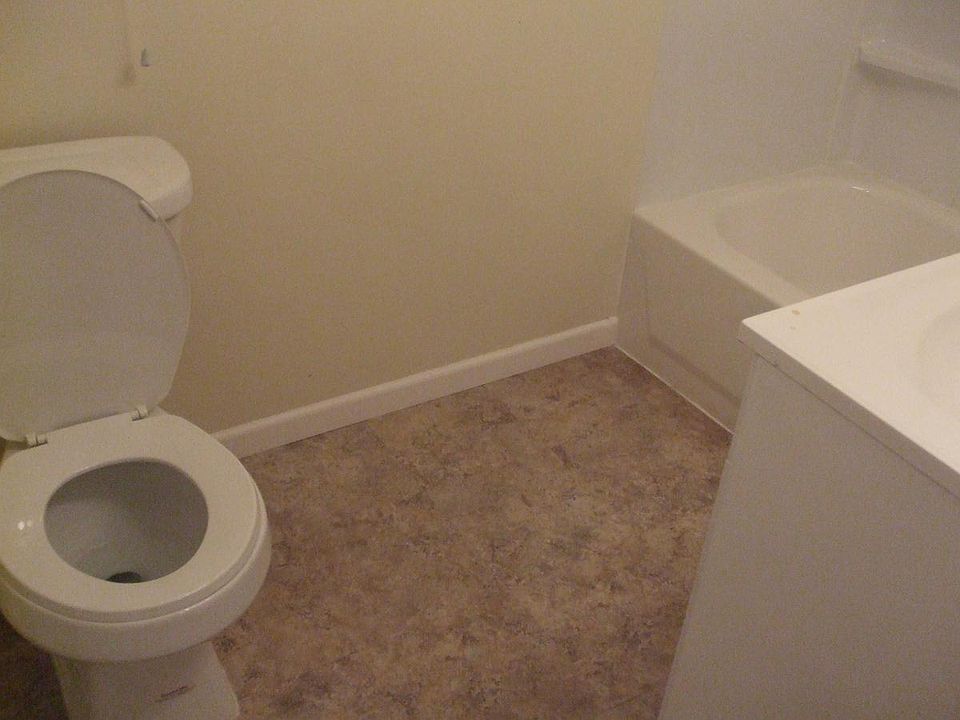 2nd image of 5730 Terry Ave