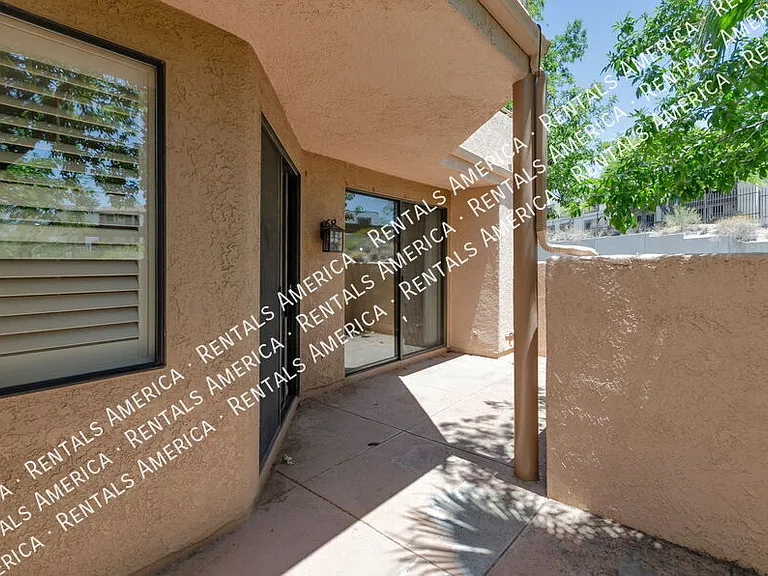 5675 N Camino Esplendora #1105 — Photo 17