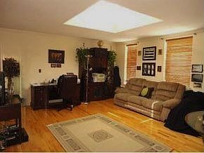 4th image of 101-04 4th Ave