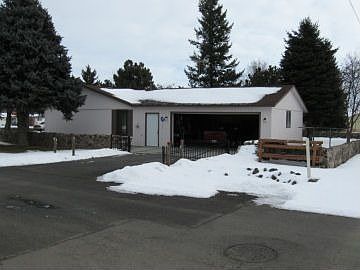 4th image of 303 Washington St