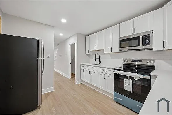 40 W Reger St — Photo 2