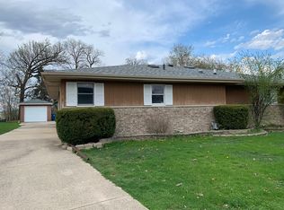 2506 Red Oak Trl, Crest Hill, IL 60403