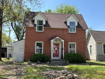 611 E 10th Ave, Winfield, KS, 67156