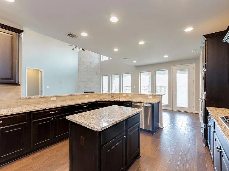 4123 Abigail Way — Photo 15