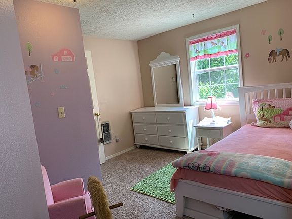 2nd image of 20401 NE 225th Ave