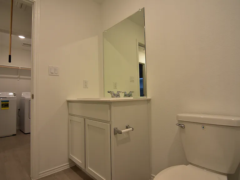 409 Keefer Ln — Photo 30