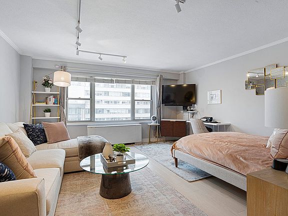 2nd image of 220 E 60th St APT 8G