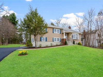 548 Yorkhill Road, Yorktown Heights, NY, 10598