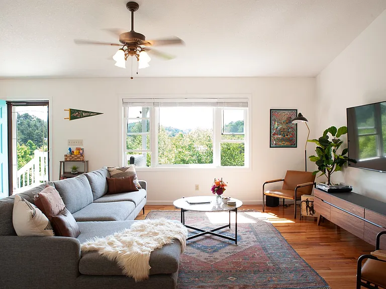 18 Pine Tops Dr — Photo 7