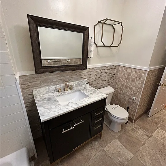 74 Weston St #2 — Photo 3