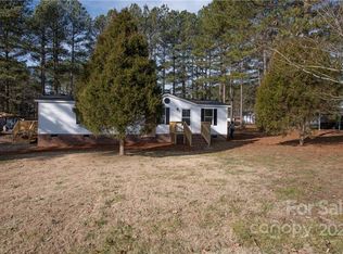 126 Desiree Dr, Statesville, NC 28677
