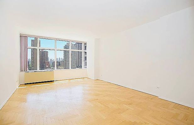 1st image of 160 W 66th St APT 20E