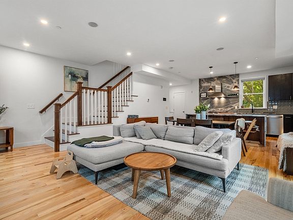 2nd image of 18-20 Granfield Ave #3