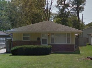 1517 33rd St, Zion, IL 60099