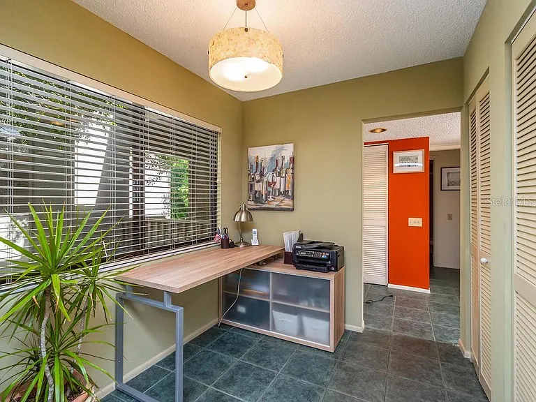236 Woodland Dr — Photo 12