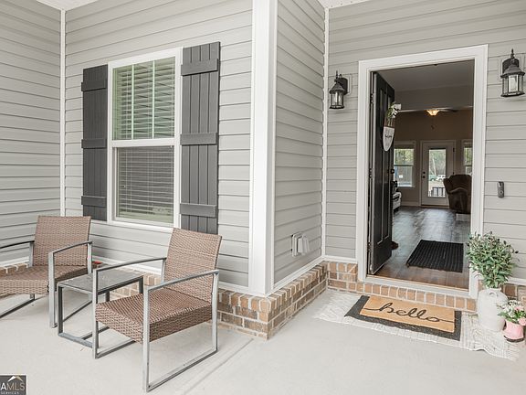 2nd image of 405 Pivot Point