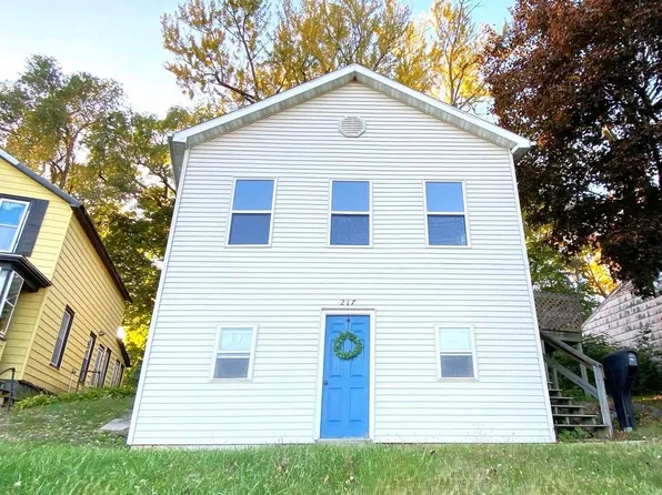 217 Wisconsin Drive, Jefferson, WI 53549