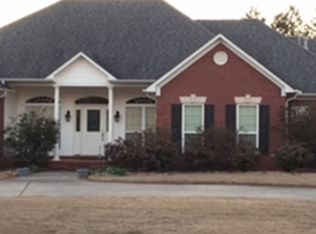 9 New Oxford Rd, Conway, AR 72034