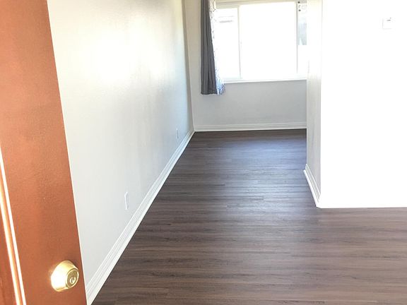 3rd image of 9571 Maureen Dr #626818798