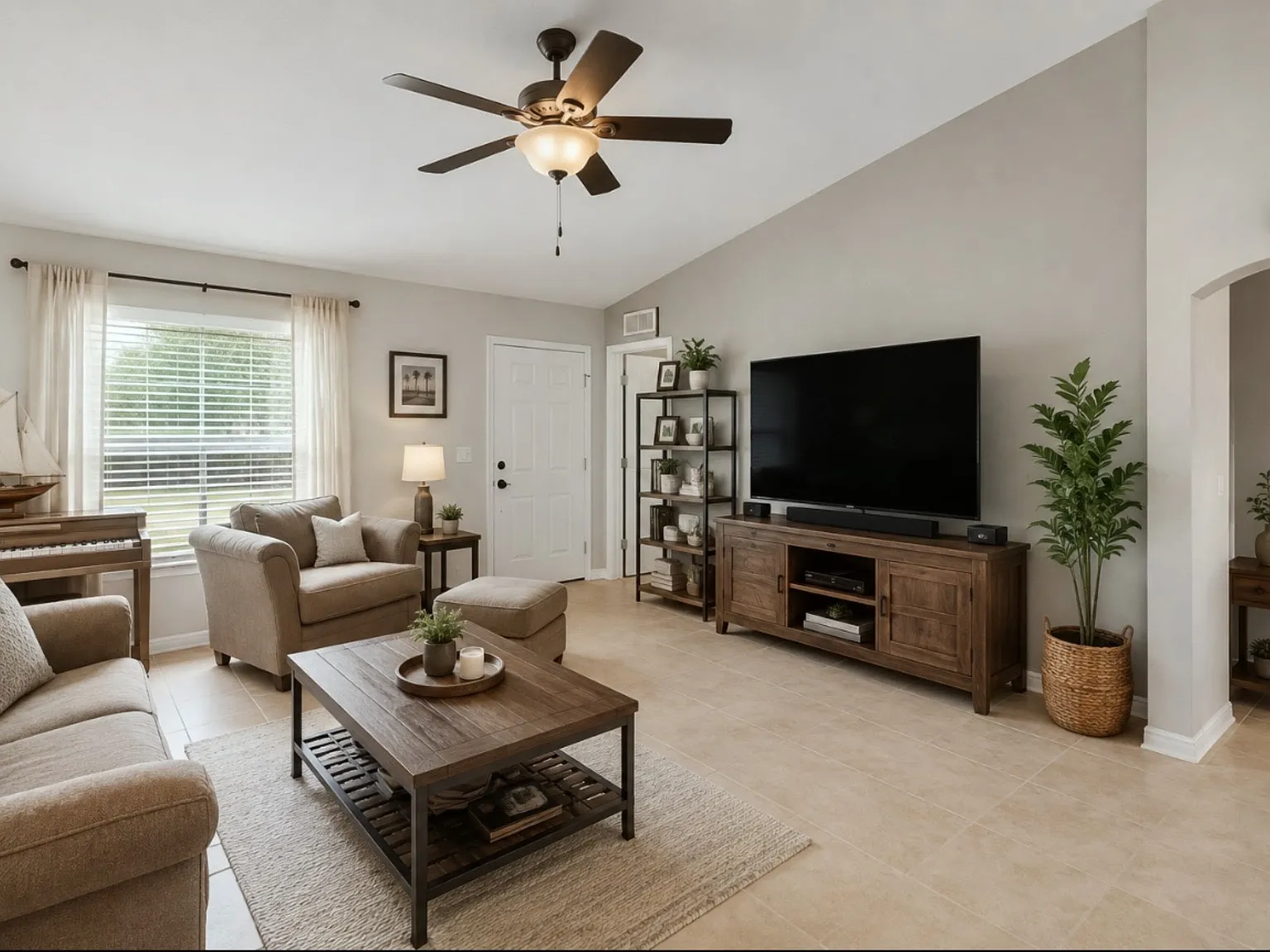 4 bed, 1600 sqft, $2,300 — Photo 4