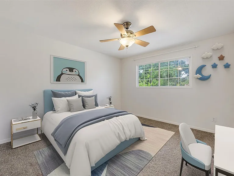 1653 W Sam Houston Pkwy S — Photo 15