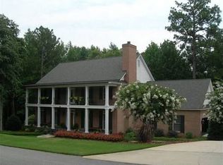 15 Westlake Rd, Pinehurst, NC 28374