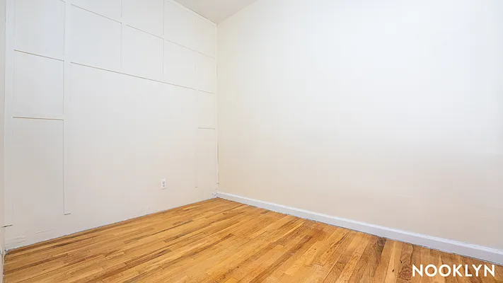 Rented by Nooklyn NYC LLC | media 32