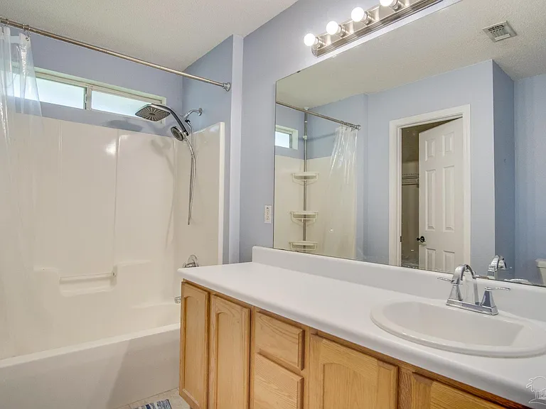 2745 Monroe St — Photo 14