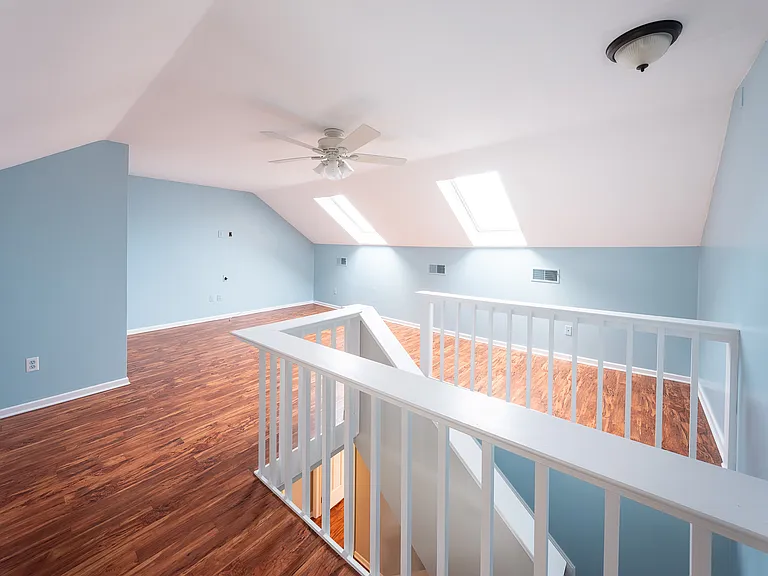 7 Ingham Way — Photo 17