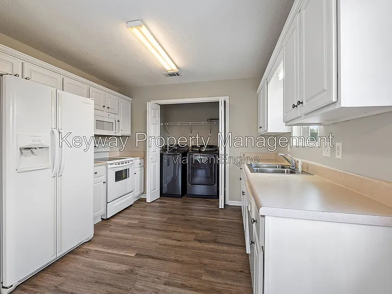 10 Whitney Ct — Photo 6