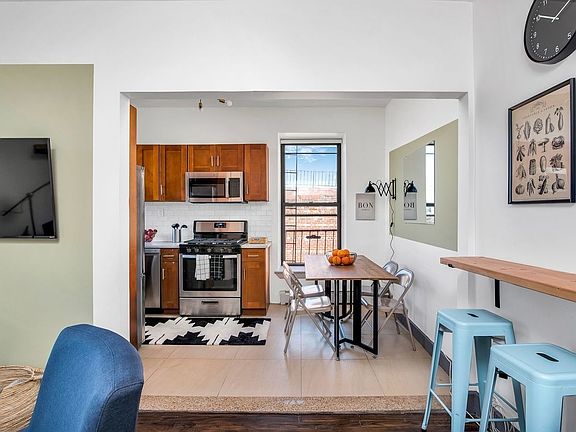3rd image of 373 Tompkins Ave #2B