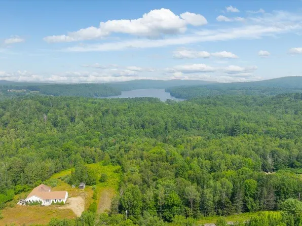 721 Route 202, Monmouth, ME 04265