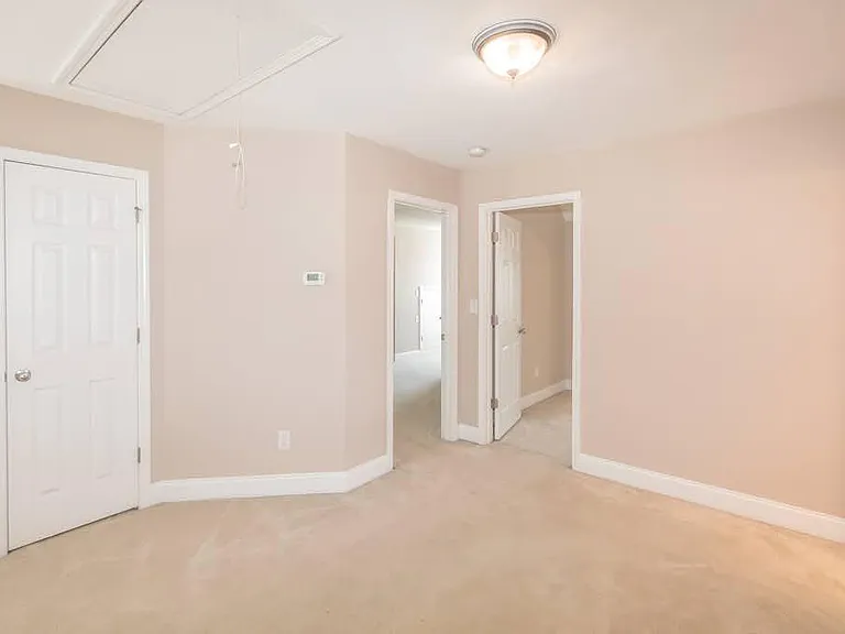 308 High Meadows Pl — Photo 32