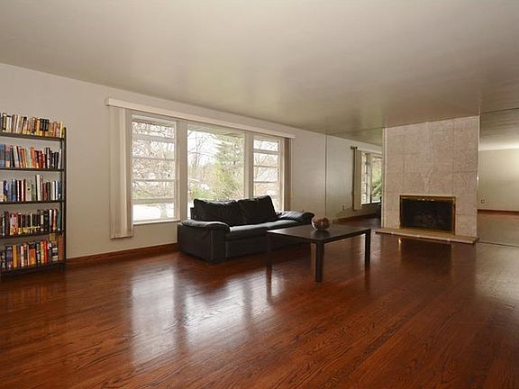 5th image of 1340 Firwood Dr