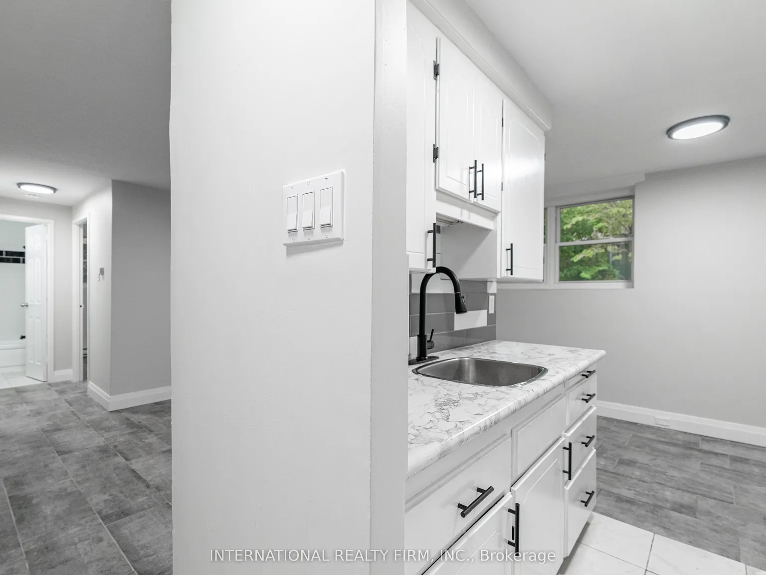 1 bed, $1,400 — Photo 2