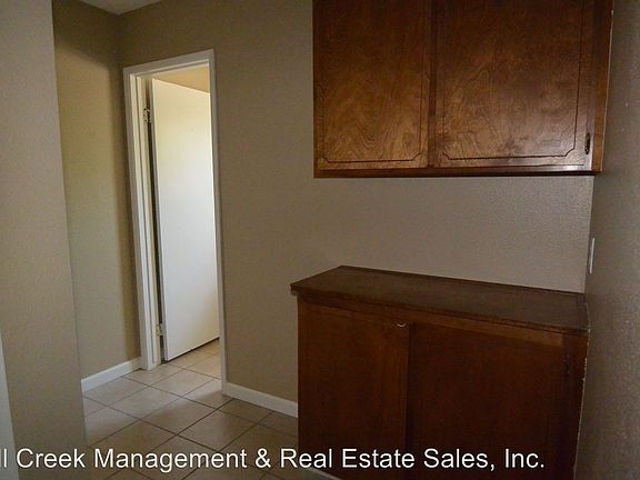 5th image of 2315 N Stover Ct