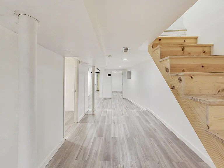 3554 N Wilton Ave #1 — Photo 24