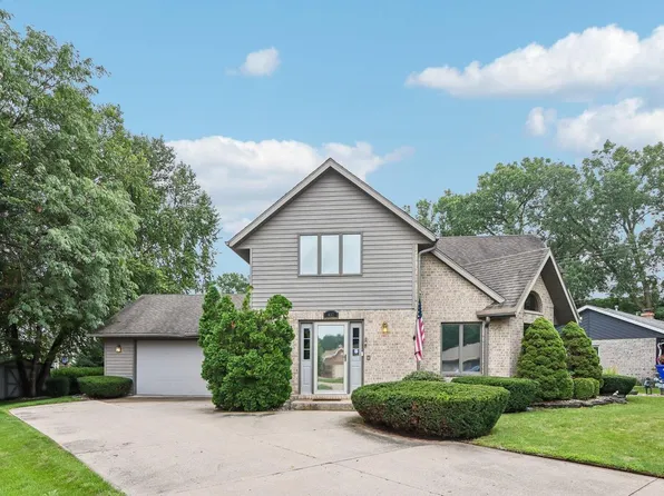 432 Jennifer AVENUE, Burlington, WI 53105