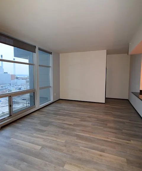 Galaxie High Rise Apartments — Photo 137