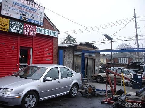2nd image of 13135 Springfield Blvd