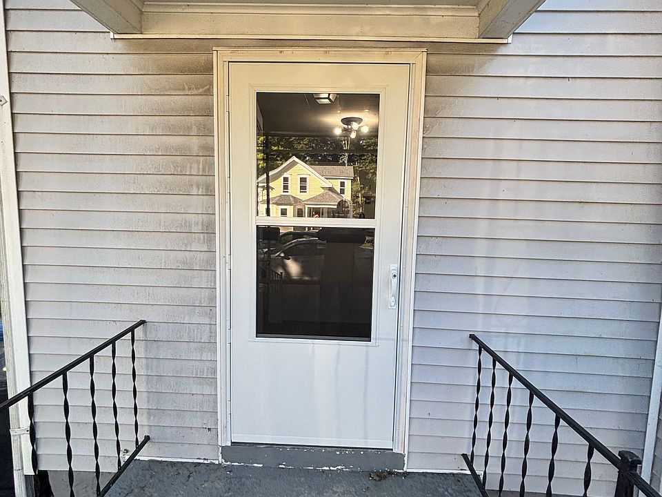 1st image of 133 S Main St APT A