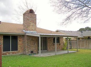 205 Westchester Dr, Victoria, TX 77904