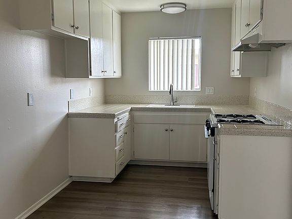 2nd image of 1776 W Sumac Ln #20