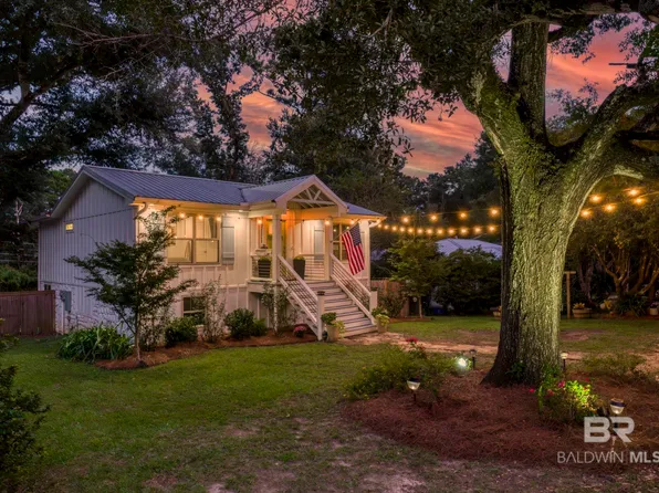 351 S School St, Fairhope, AL 36532