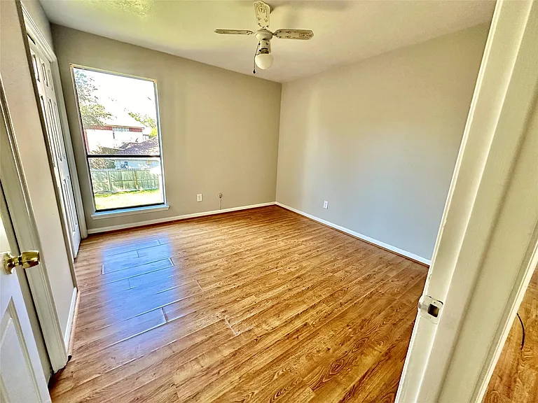 2818 Stoney Wood Dr — Photo 14
