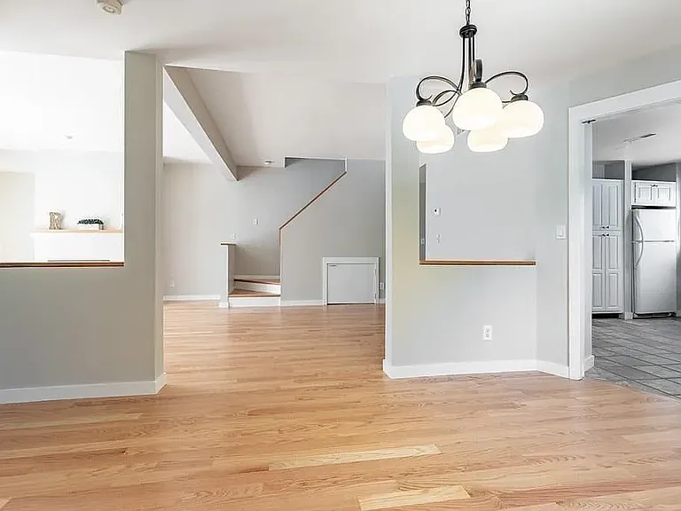 20 Ship Ave #6 — Photo 9