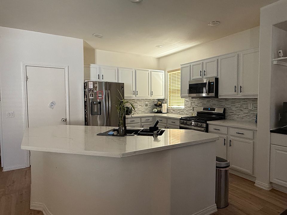 2nd image of 1656 Apollo Way