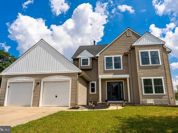 47 Hollybrook Dr, Sewell, NJ 08080