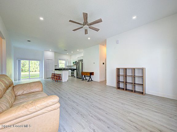 5th image of 189 Shalimar Ave NW